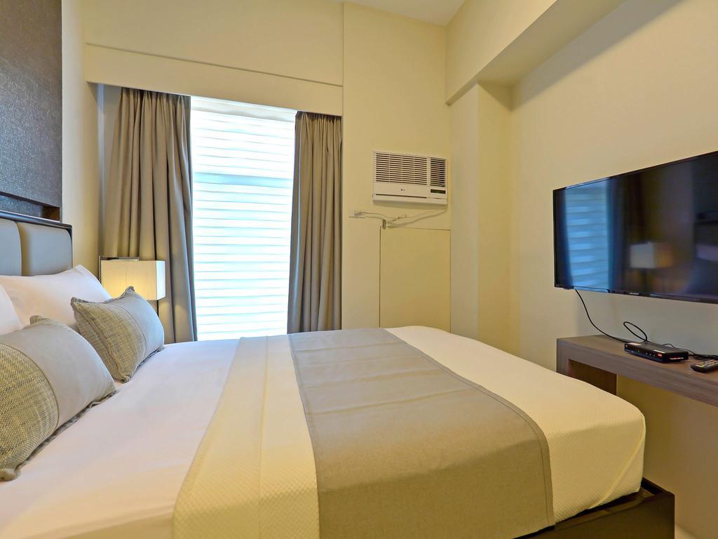 Currency Serviced Suites Manila Exterior foto