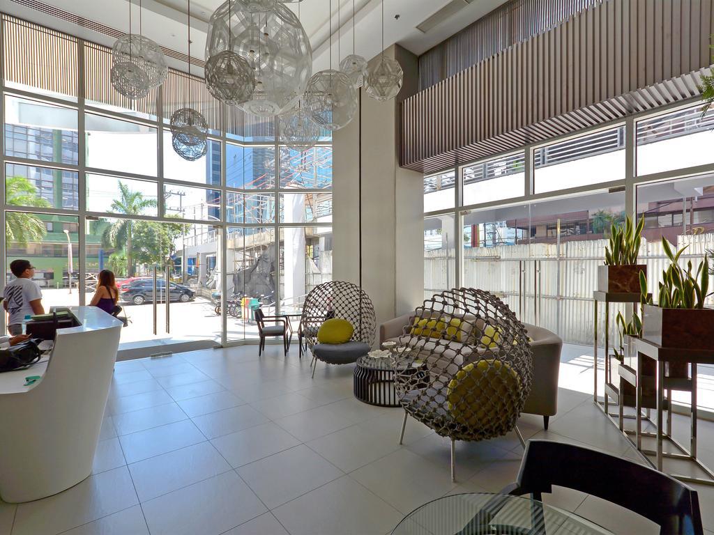 Currency Serviced Suites Manila Exterior foto