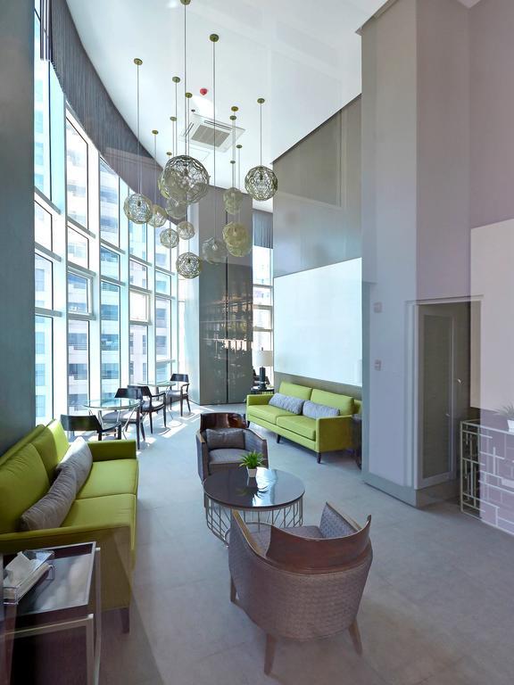 Currency Serviced Suites Manila Exterior foto